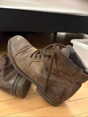 Steve Madden Distressed Brown Leather Lace-Up Boots